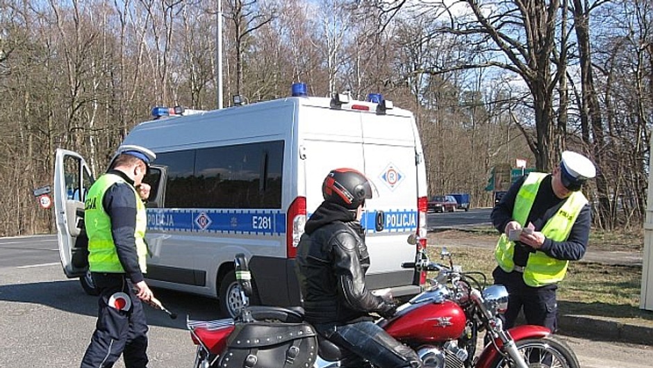 Policja sprawdza układy wydechowe