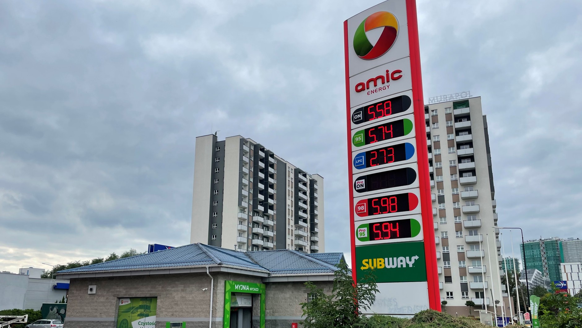W Polsce jest już 128 stacji sieci Amic Energy