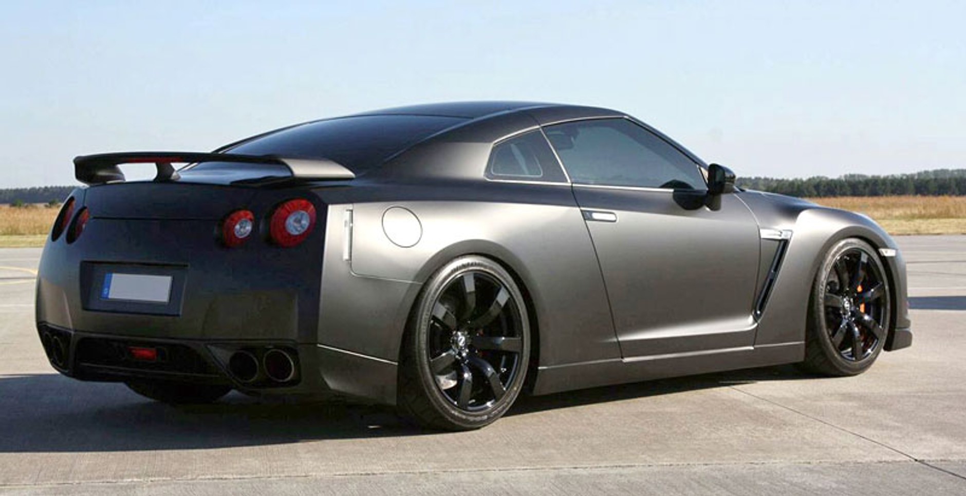 Avus Performance Nissan GTR – dla Lorda Vadera