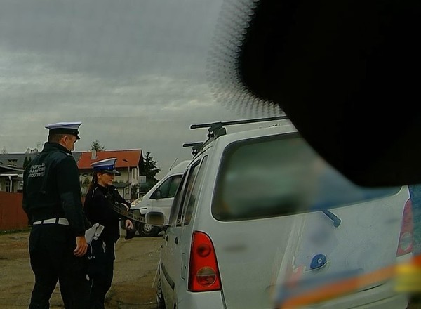 Jechał ulicą pod prąd i ominął radiowóz. "Tak wyszło"