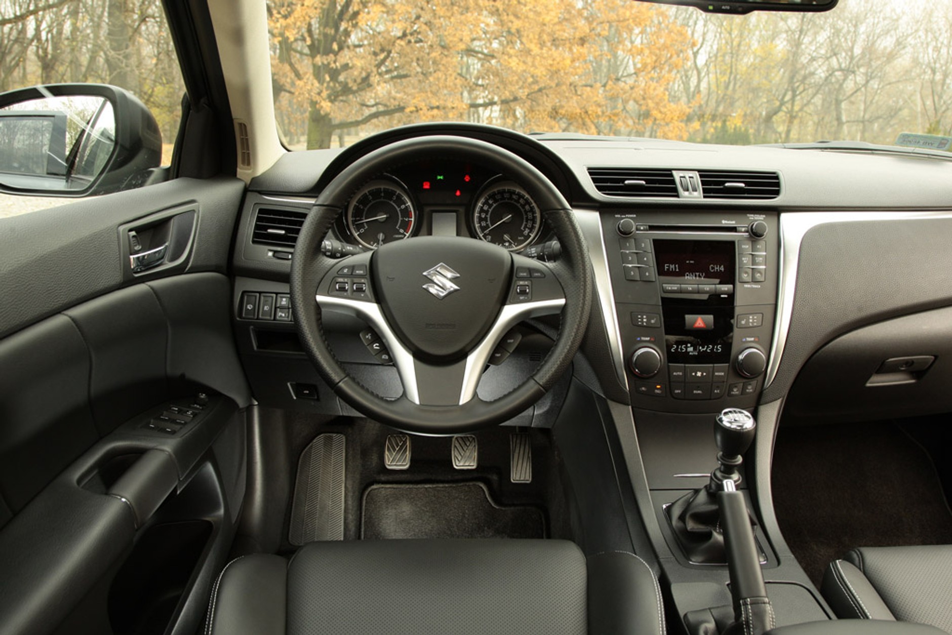 Suzuki Kizashi 2.4 VVT Sport: Sedan z dużymi ambicjami