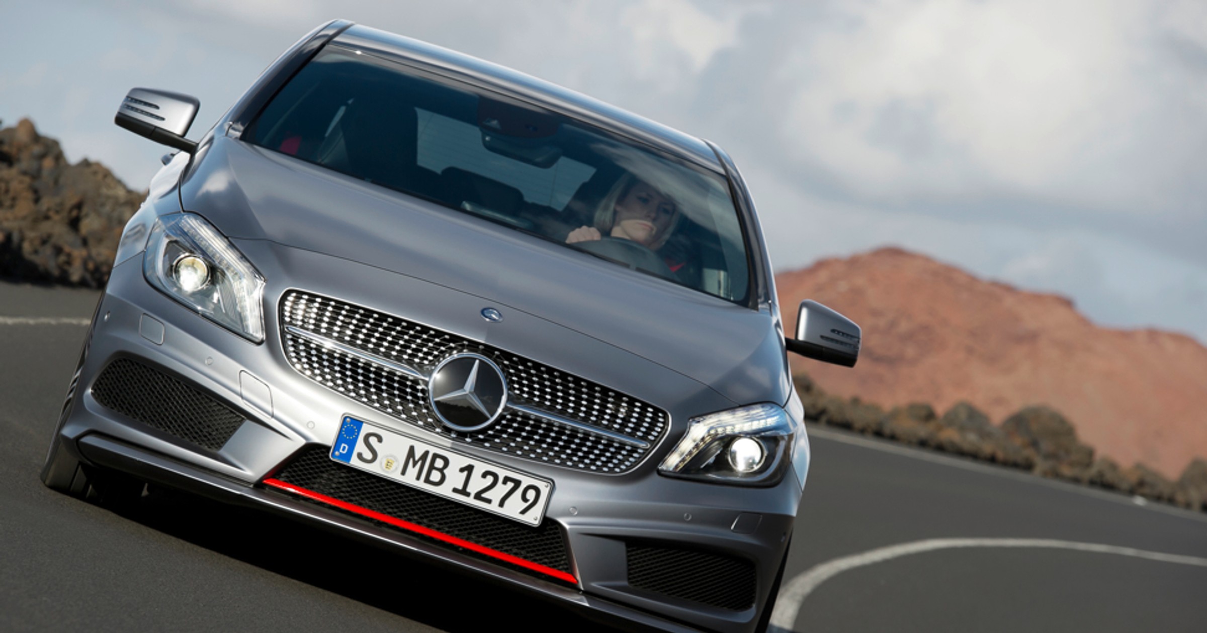 Mercedesy z wirtualnego salonu