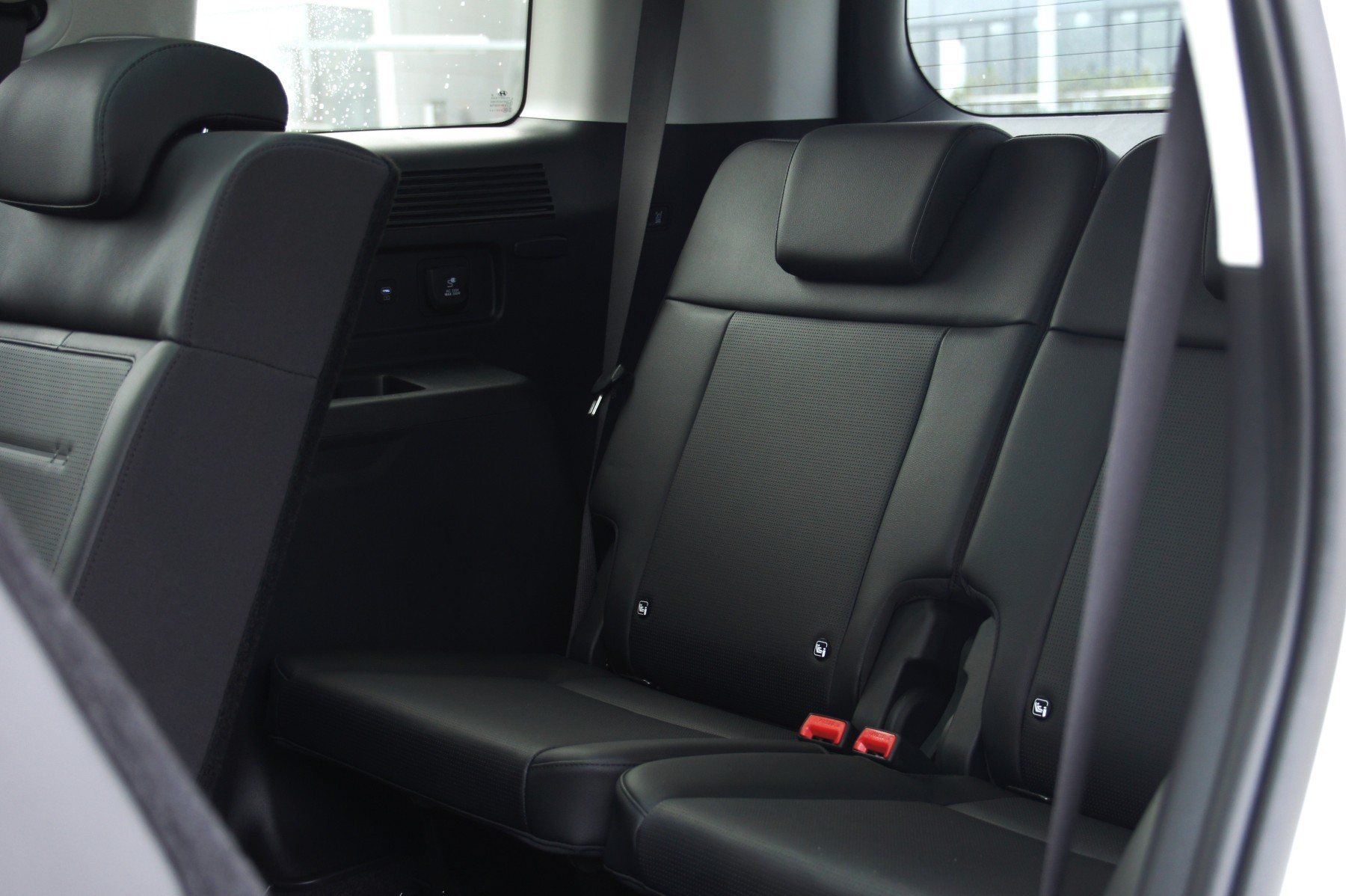 Hyundai Santa Fe Hybrid