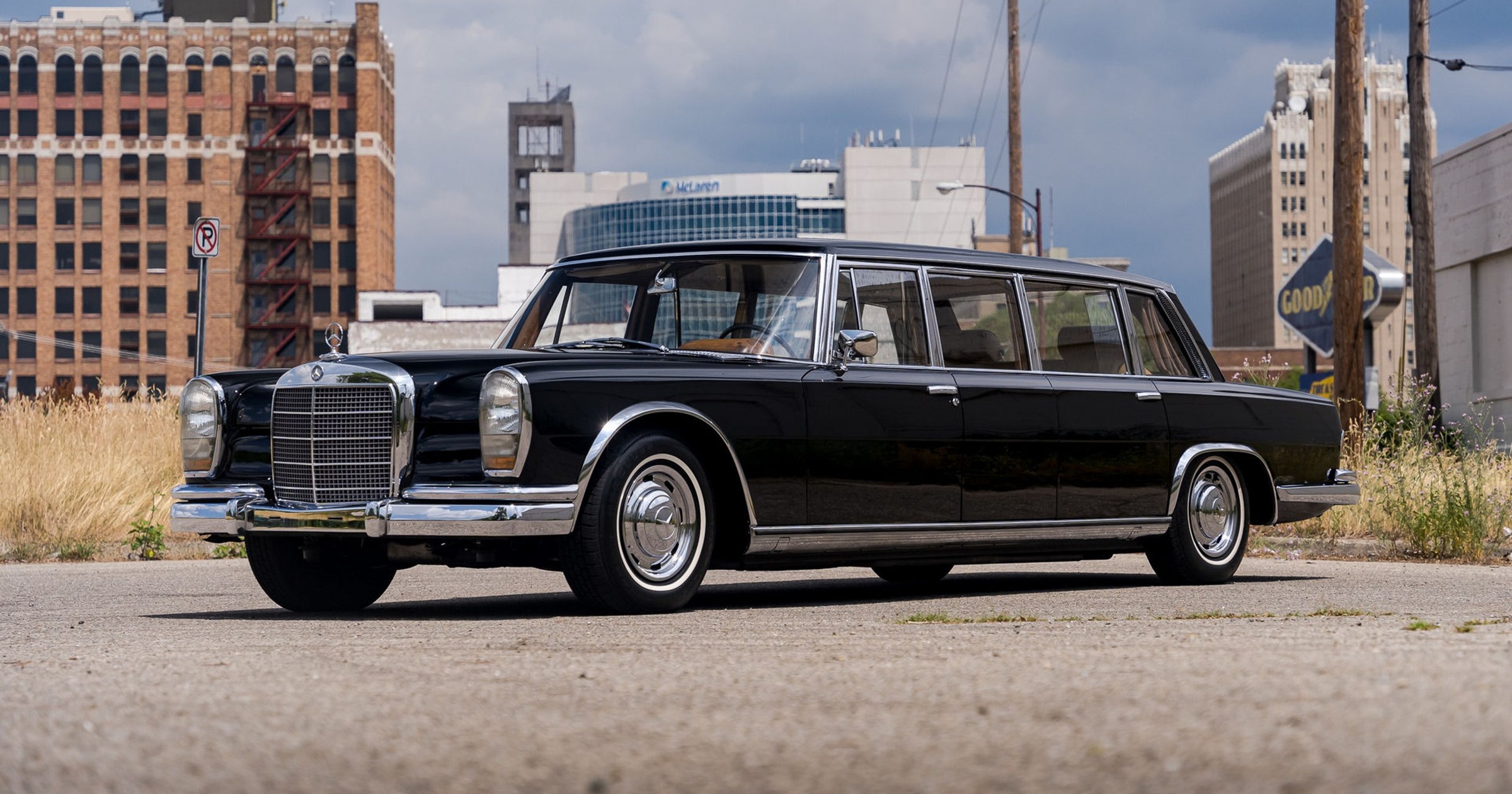 Mercedes Benz 600 LWB Pullman