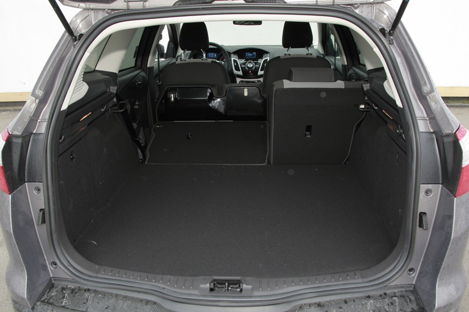 Chevrolet Cruze kombi kontra Ford Focus i Skoda Octavia: które kompaktowe kombi jest najlepsze