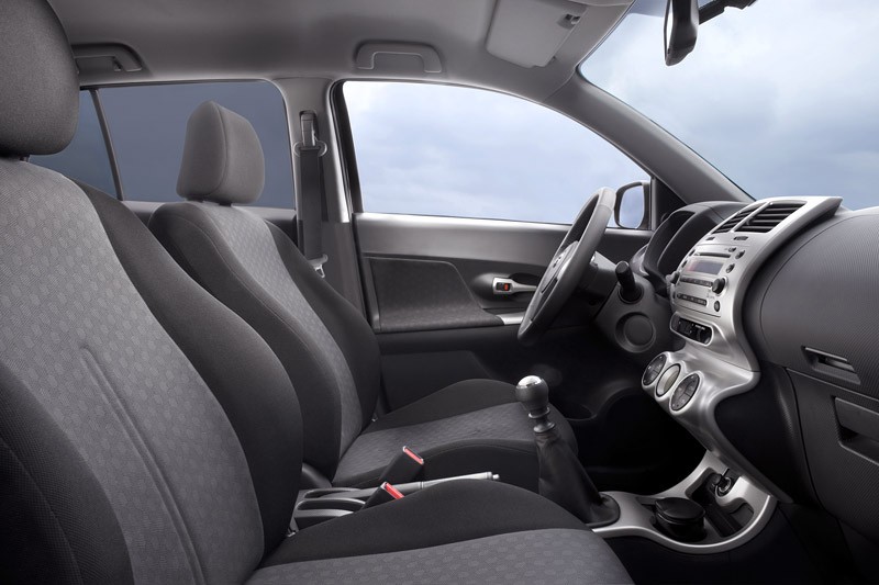 Paryż 2008: Toyota Urban Cruiser – miejski crossover z napędem 4x4 i nowym silnikiem 1,33 Dual VVT-i