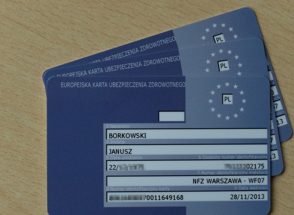 Wakacyjny wyjazd: jak nie płacić za leczenie za granicą?