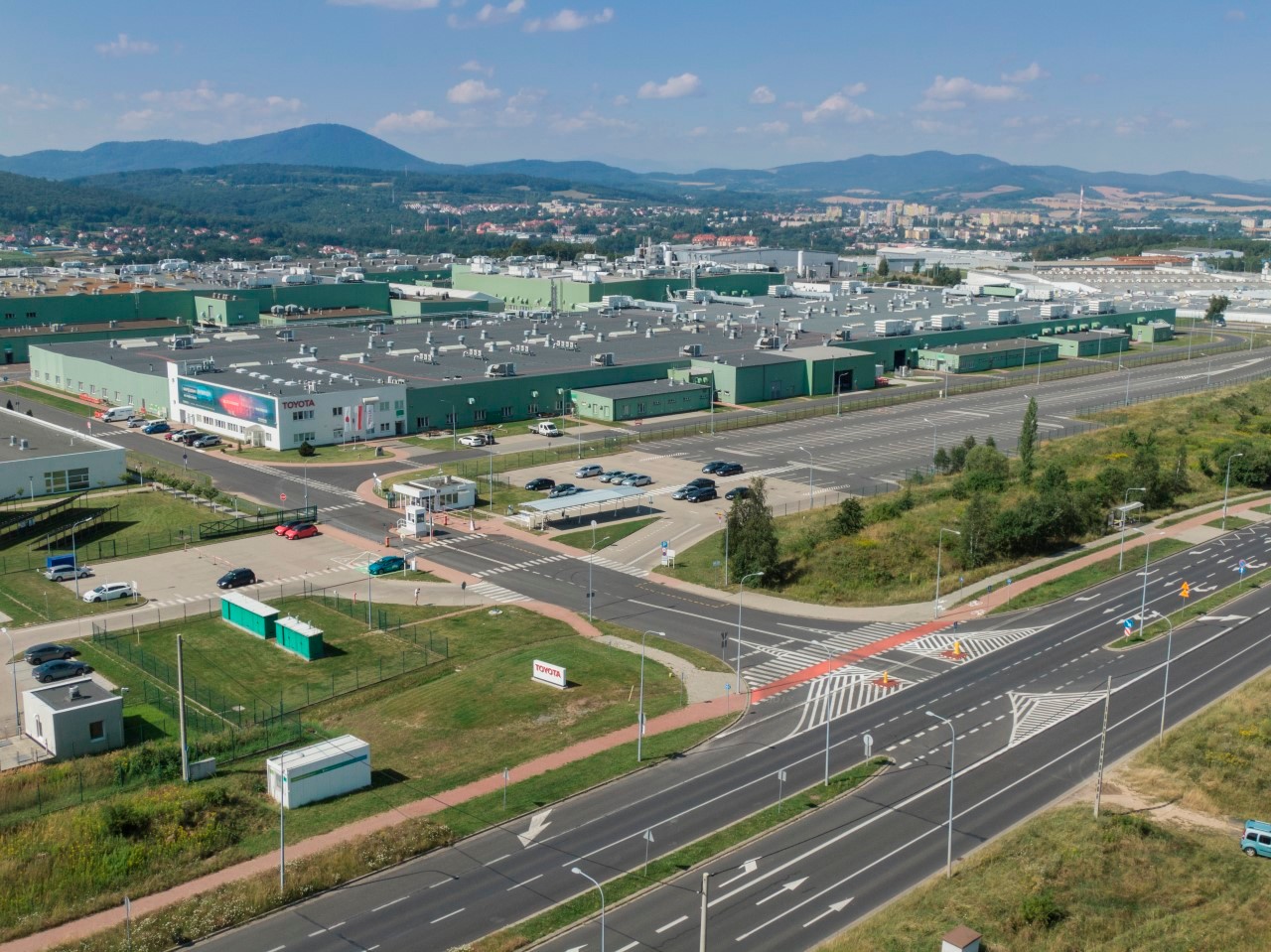Toyota uruchomia w Polsce produkcję przekładni do Yarisów