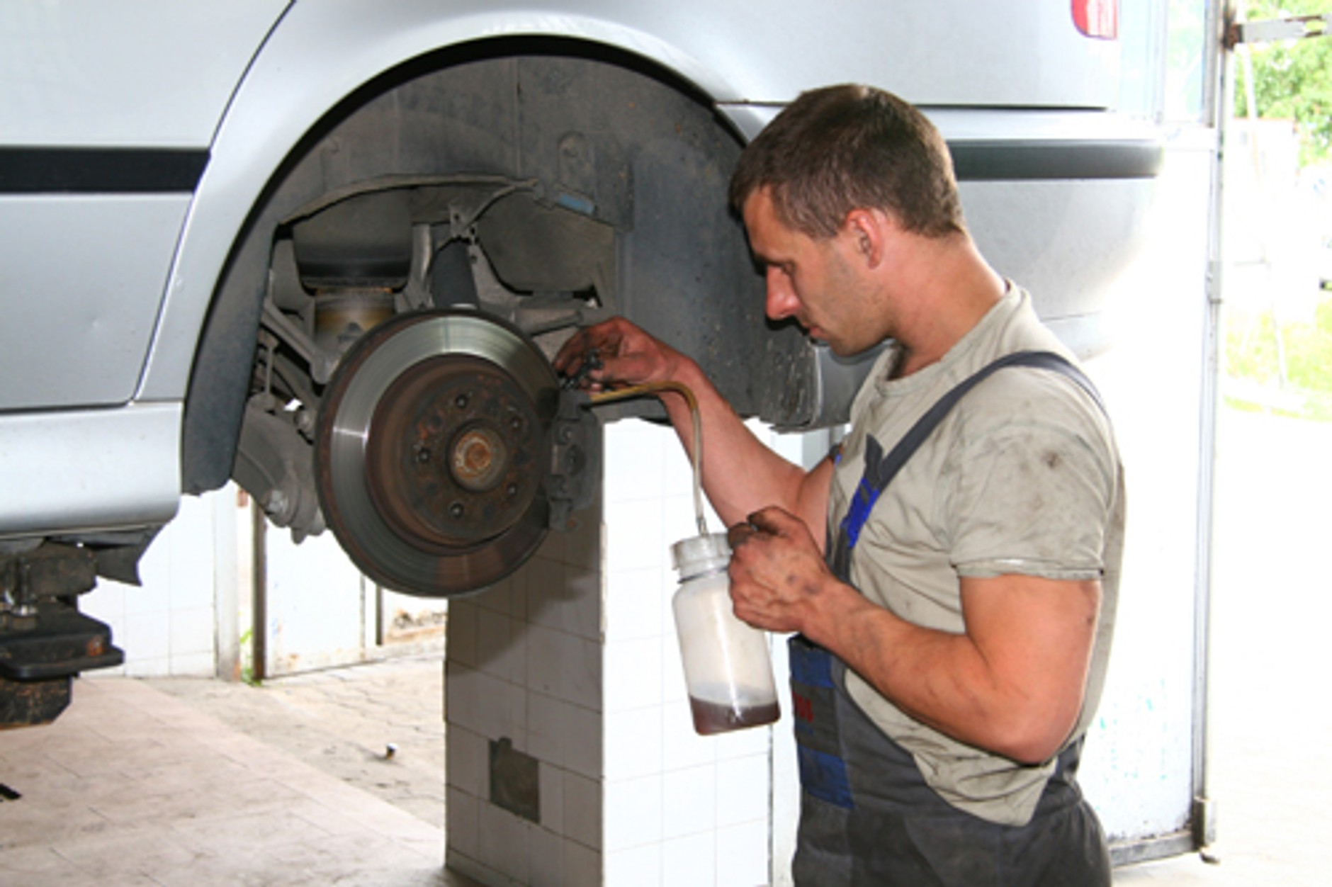 Uwaga na hamulce! Radzimy jak je poprawnie serwisować