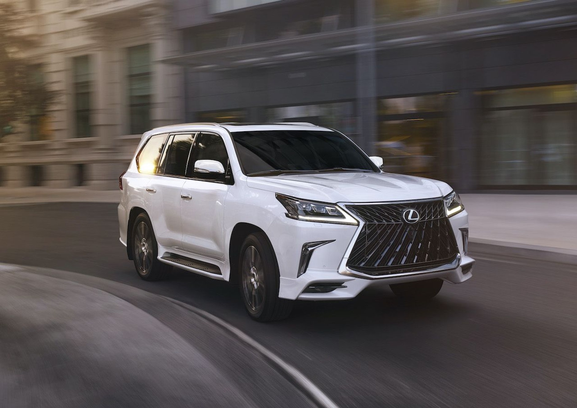 Lexus LX