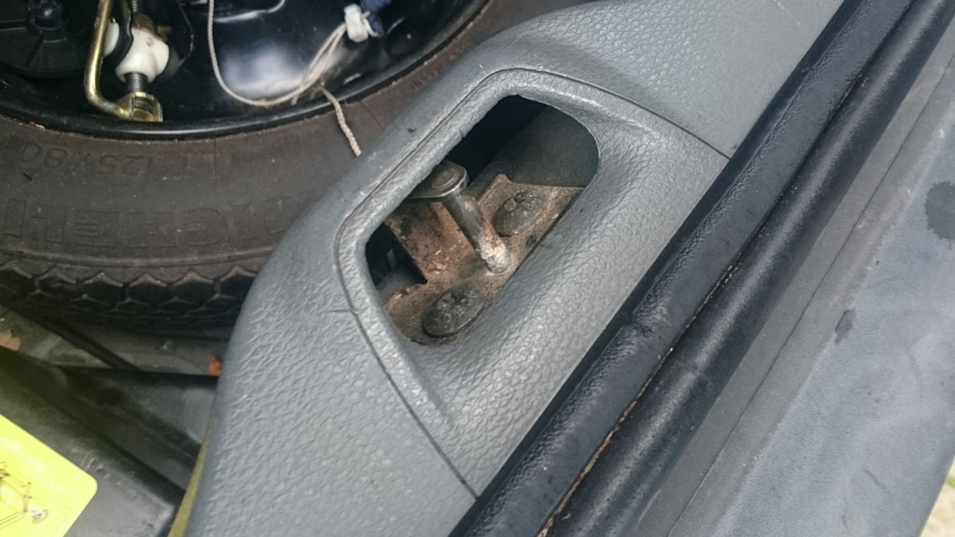 Auto z ogłoszenia - Volvo S60 ładne tylko na zdjęciach