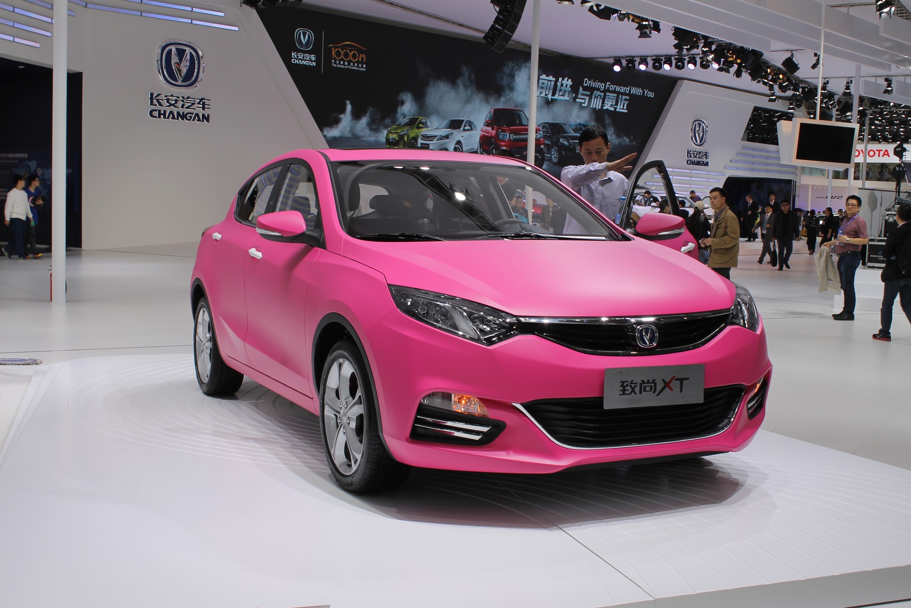 Changan Eado XT Hatch