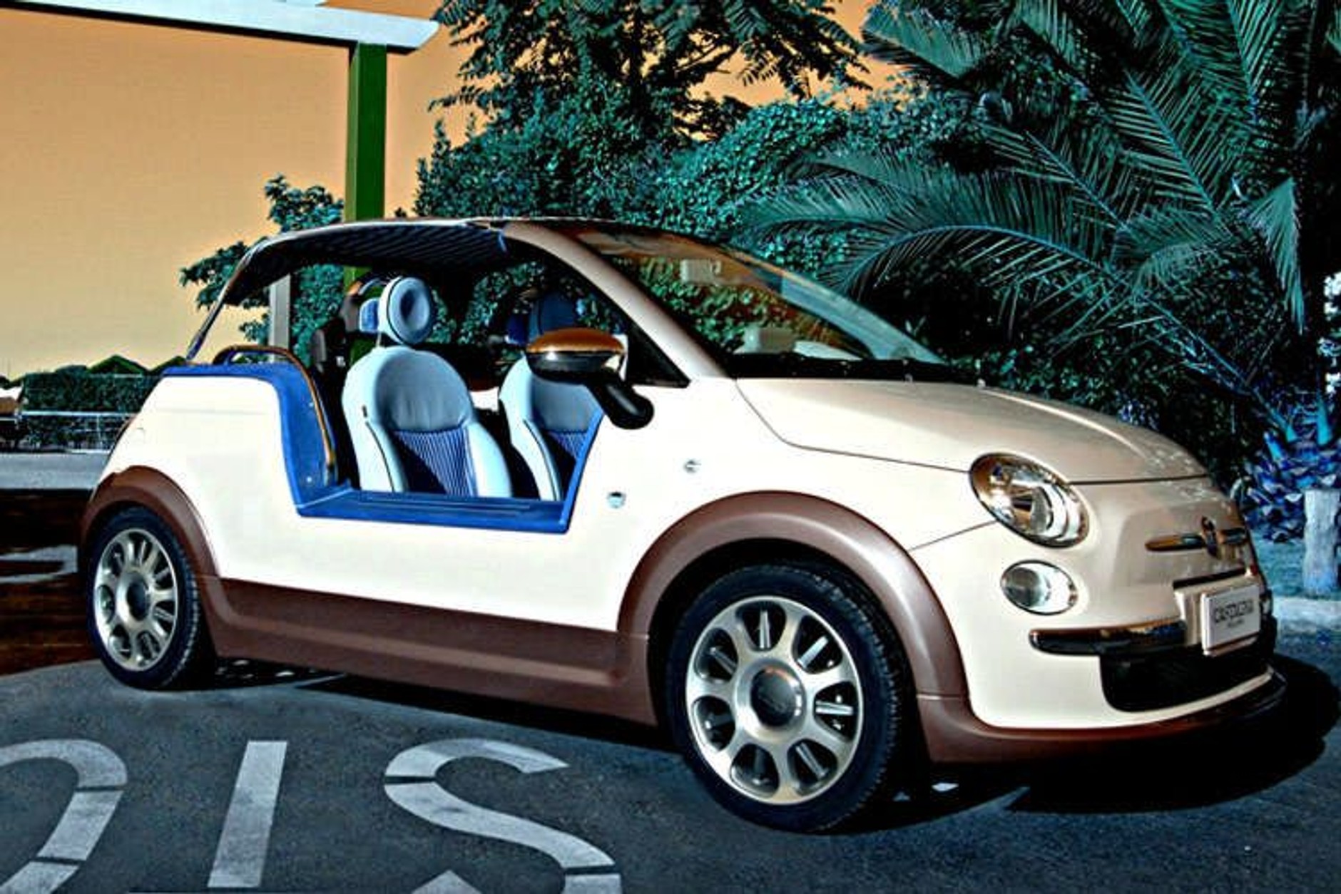 Fiat 500 Tender: elektryczny pojazd plażowy firmy Carrozzeria Castagna