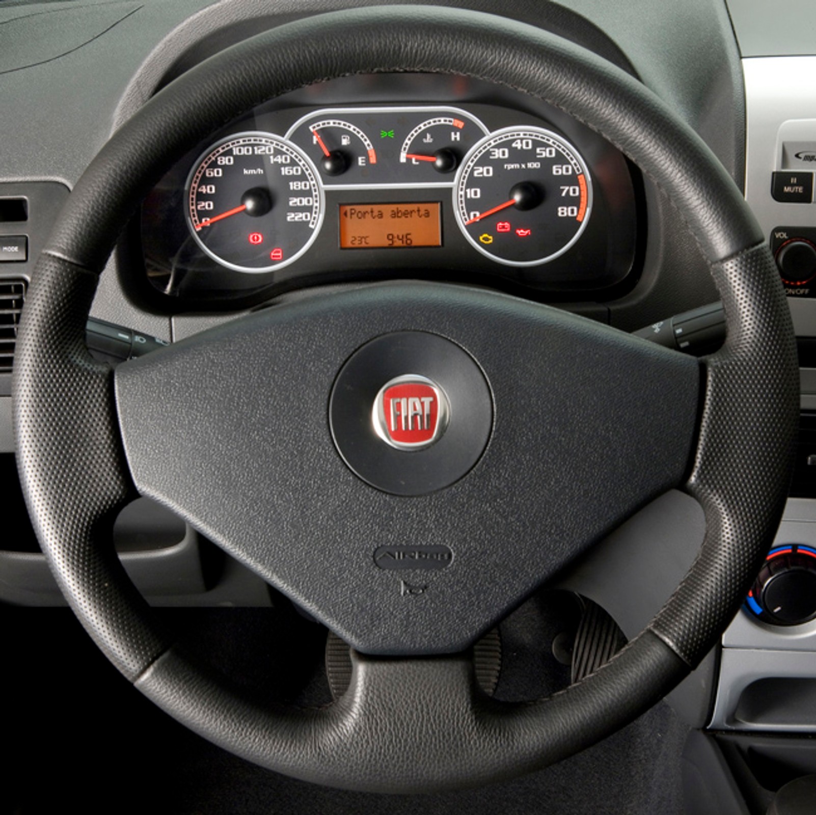 Fiat Strada: kolejny facelifting na 2009 rok