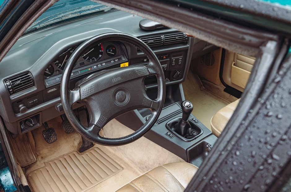 BMW E30 324 TD