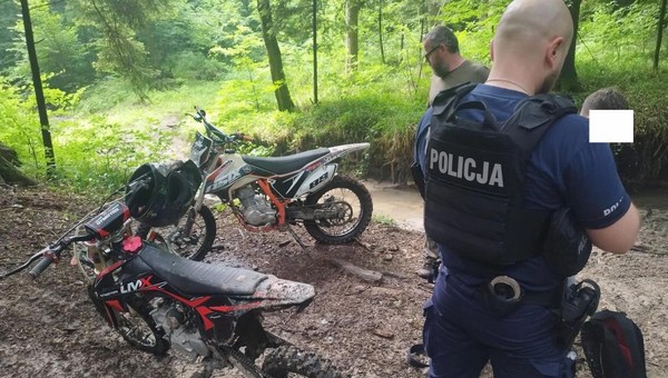 Akcja "Quady 25". Posypały się mandaty za jazdę po lesie, a w komentarzach wylał się jad