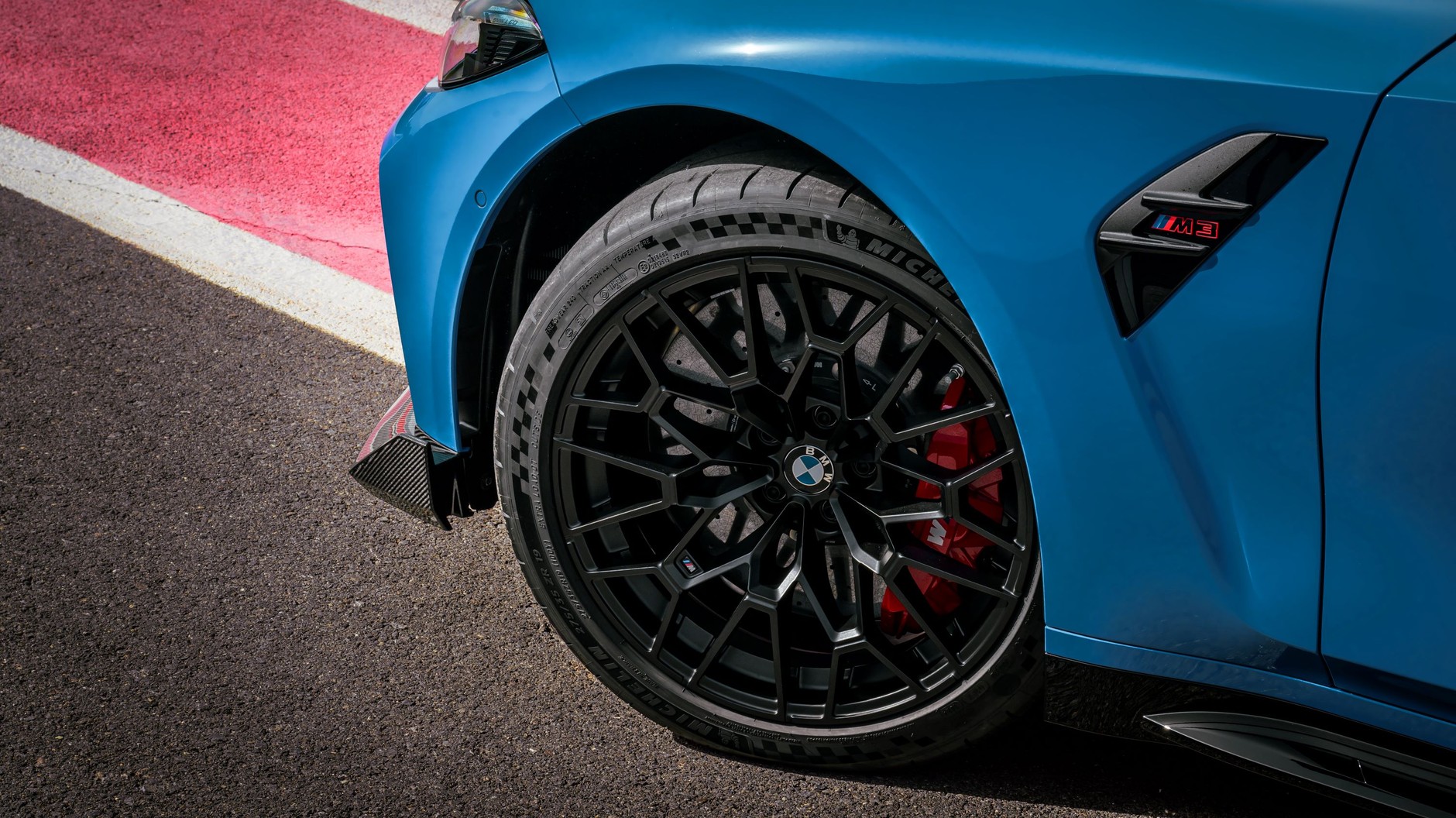 BMW M3 CS Touring
