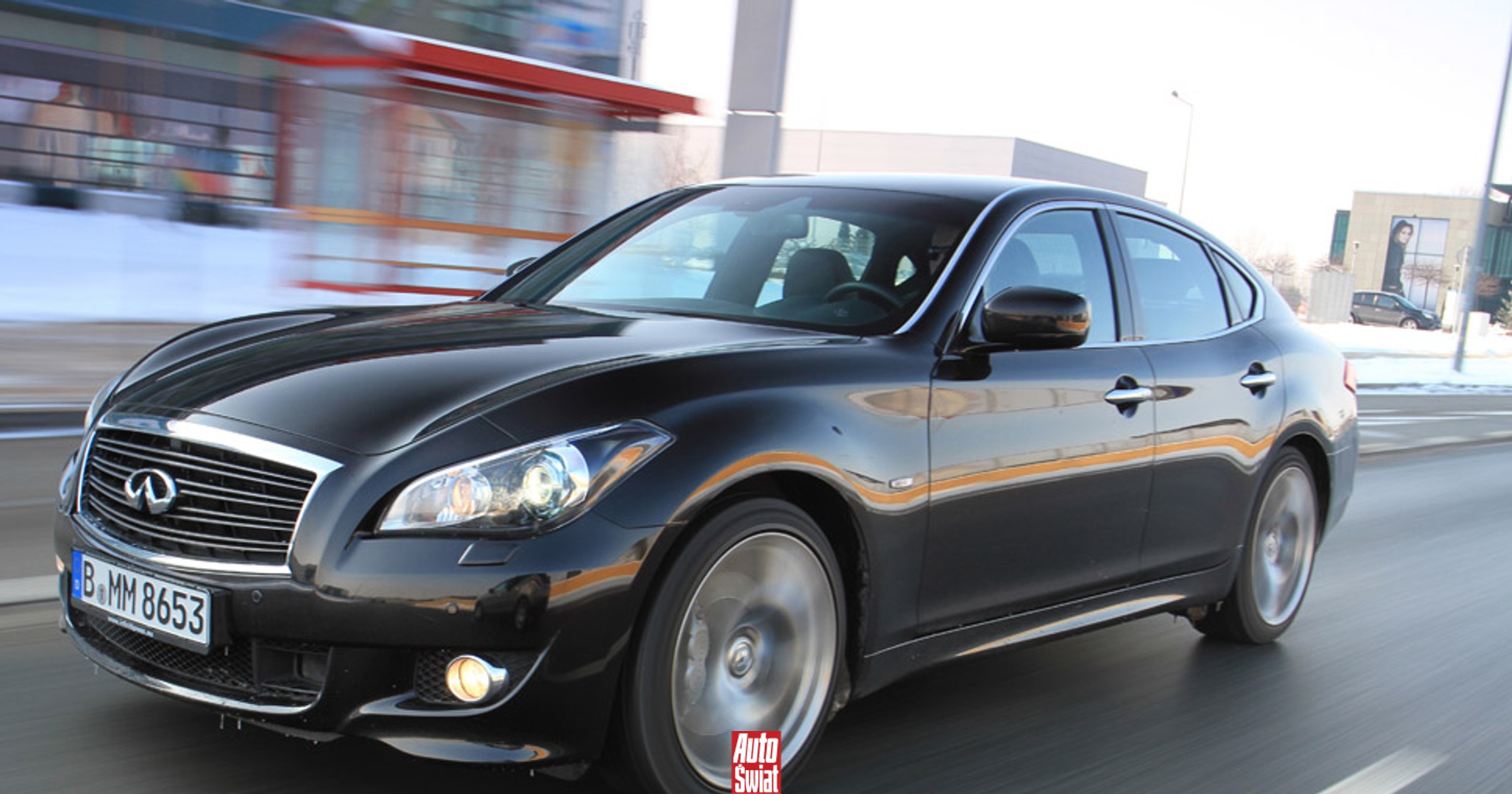 Infiniti M37: otoczyło nas luksusem - Auto Świat