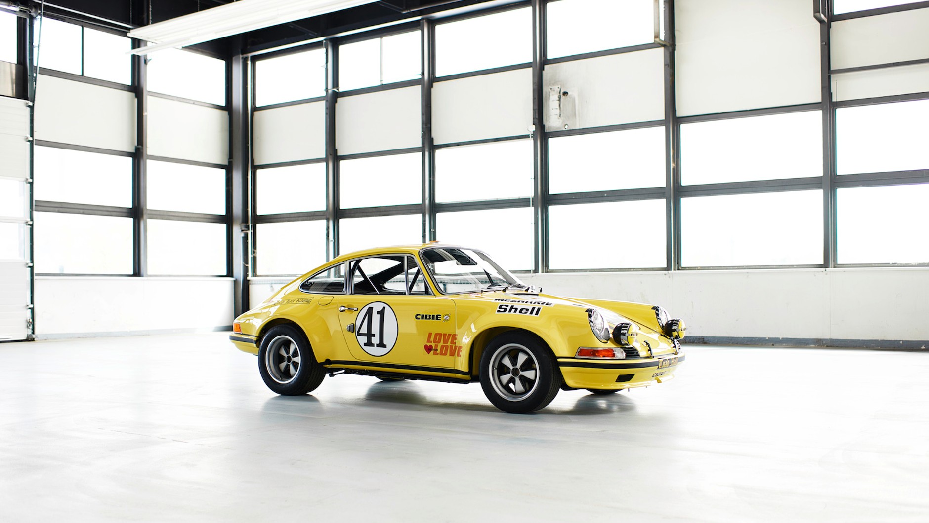 Odrestaurowane Porsche 911 2.5 S/T