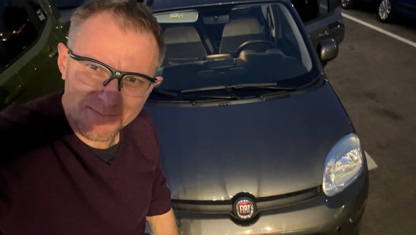 Wynająłem auto w taniej włoskiej wypożyczalni na lotnisku, a potem dowiedziałem się, na czym zarabiają naprawdę...