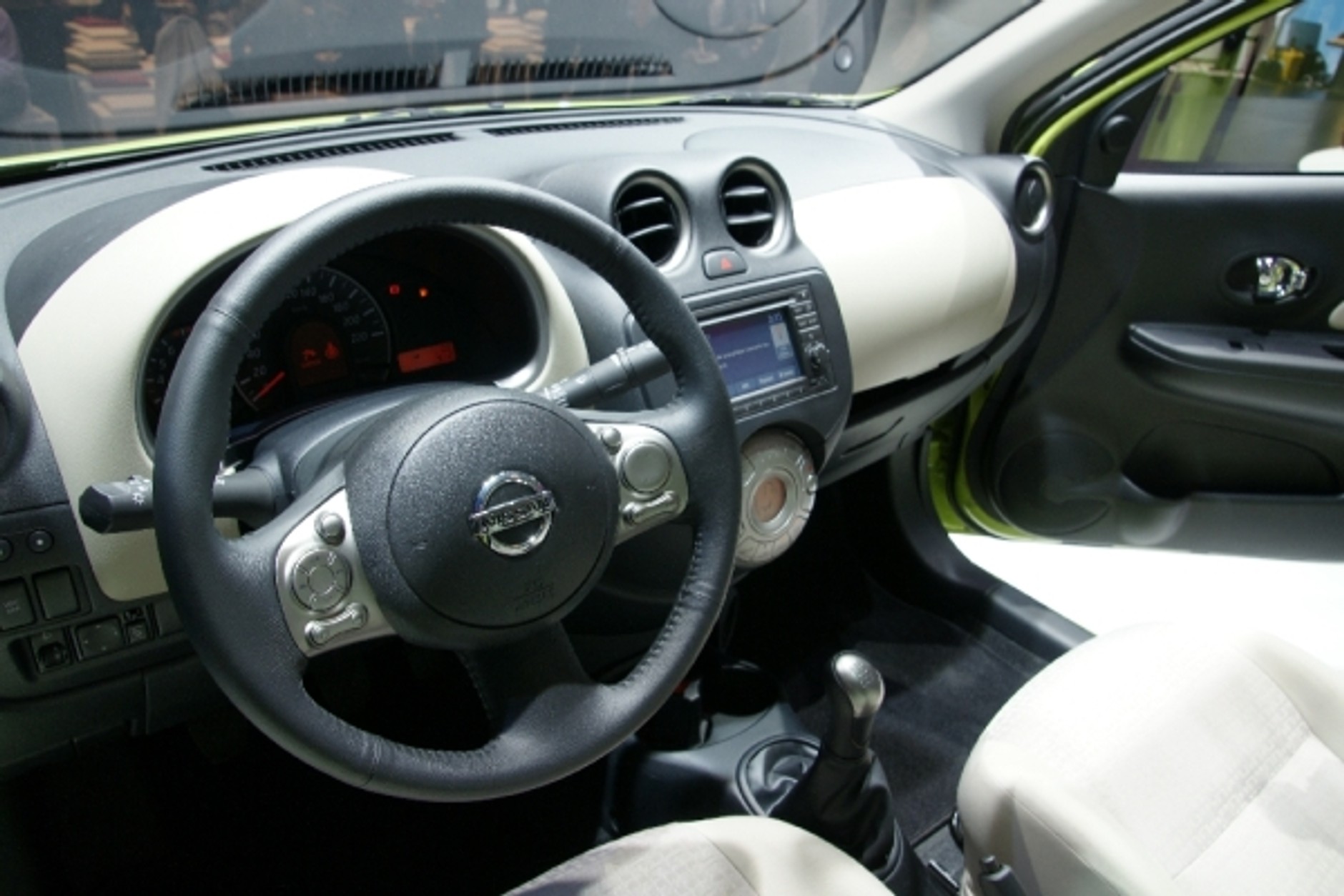 Genewa 2010: pierwszy dzień prasowy (galeria 2.)