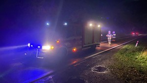 30-kilometrowa plama, dwie kolizje i 150 strażaków. Policja szuka sprawcy zamieszania