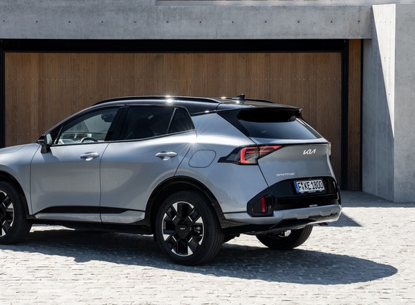 Sąsiad kupił nowe auto, a go nie stać, czyli co Polacy piszą w listach do KAS