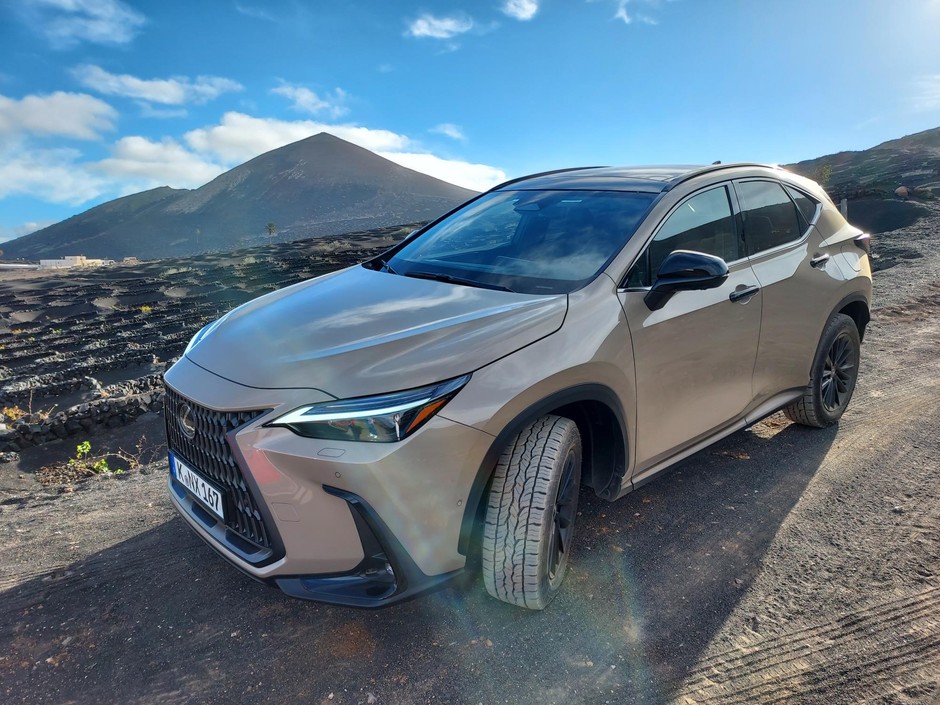 Lexus NX Overtrail