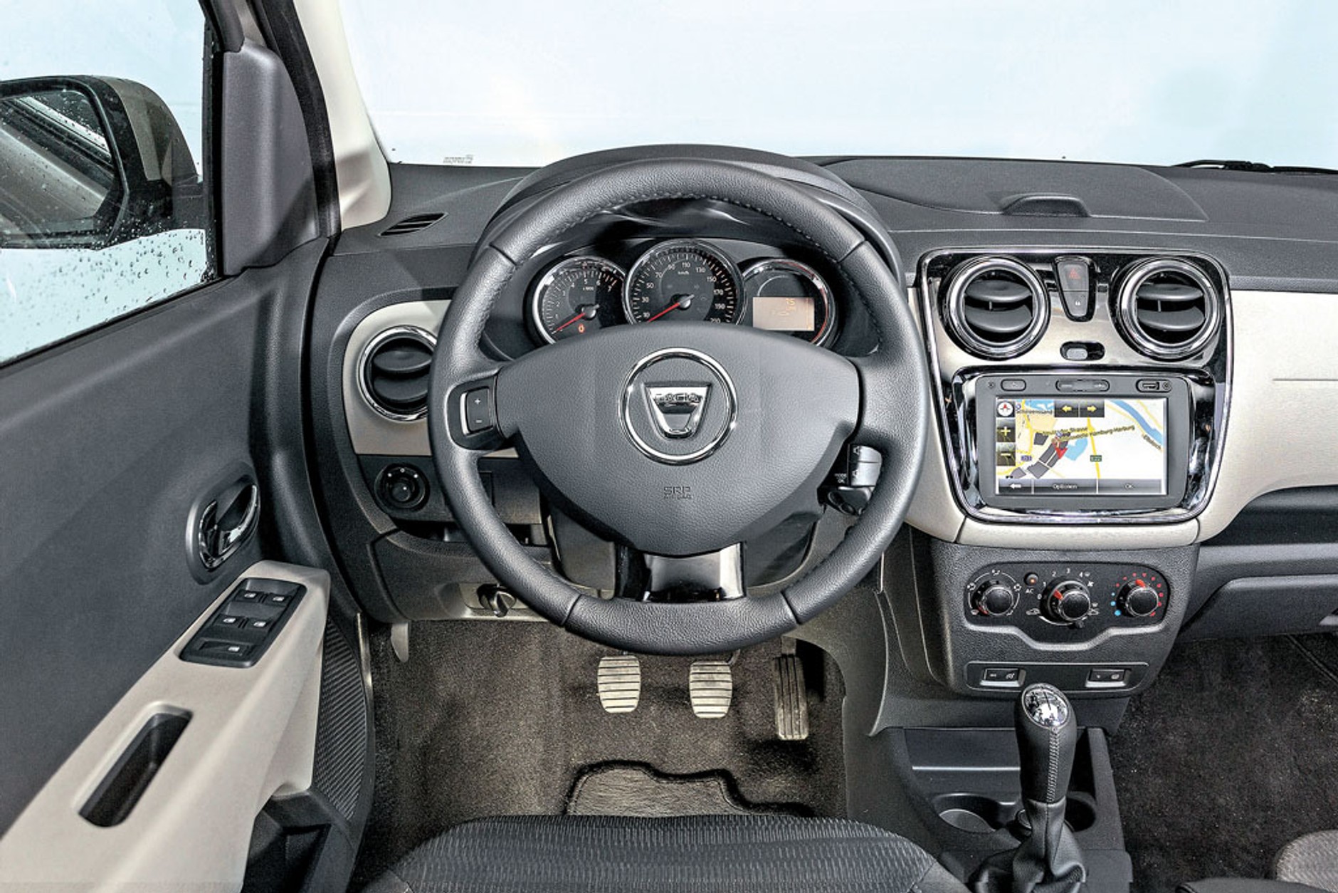 Dacia Lodgy 1.2 TCe - czy jest gotowa na długą jazdę?