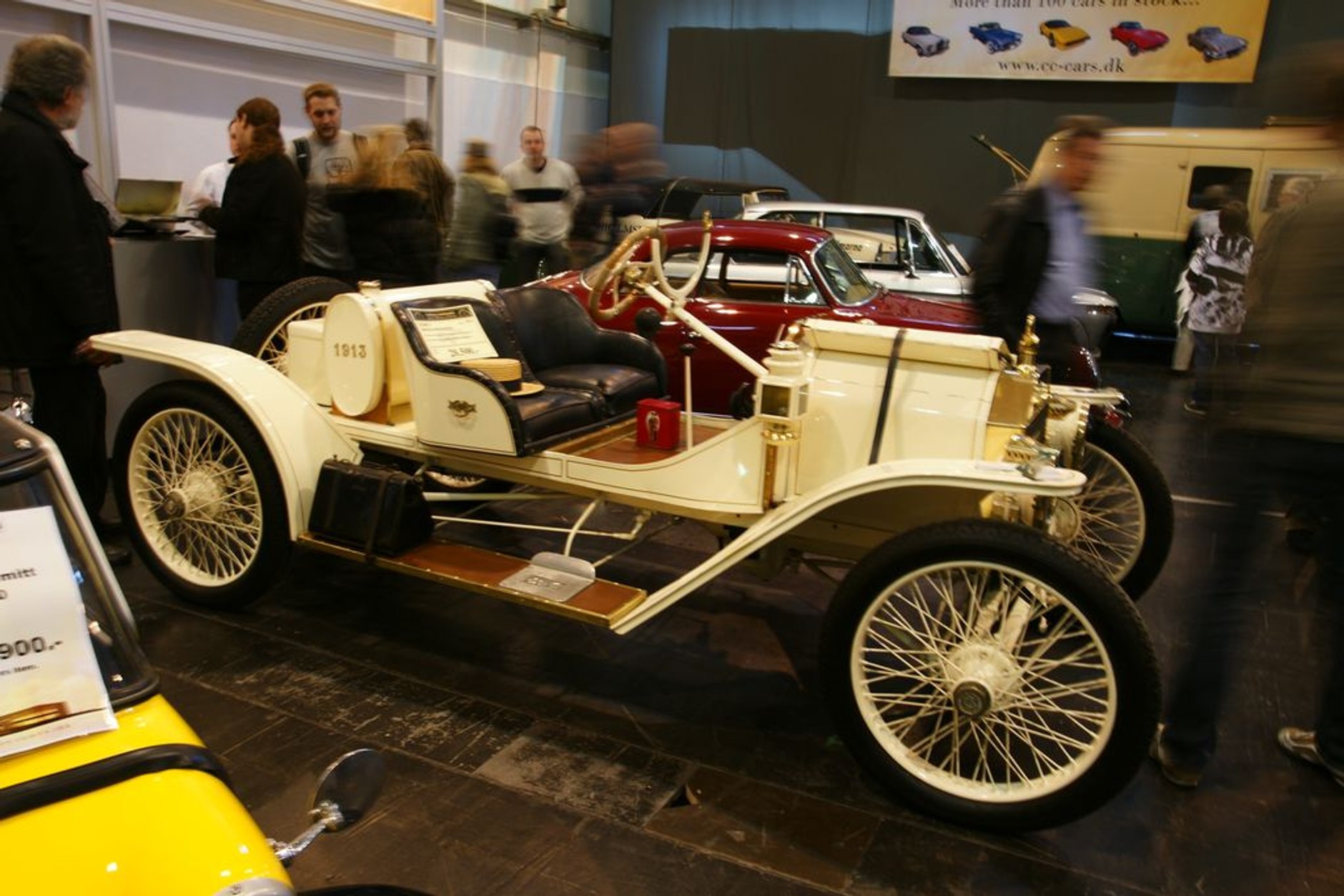 Techno Classica Essen 2010: targi rekordów - zaprzeczenie kryzysu w motoryzacji (galeria)