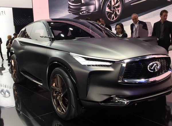 Paryż 2016: technologia Infiniti VC-Turbo