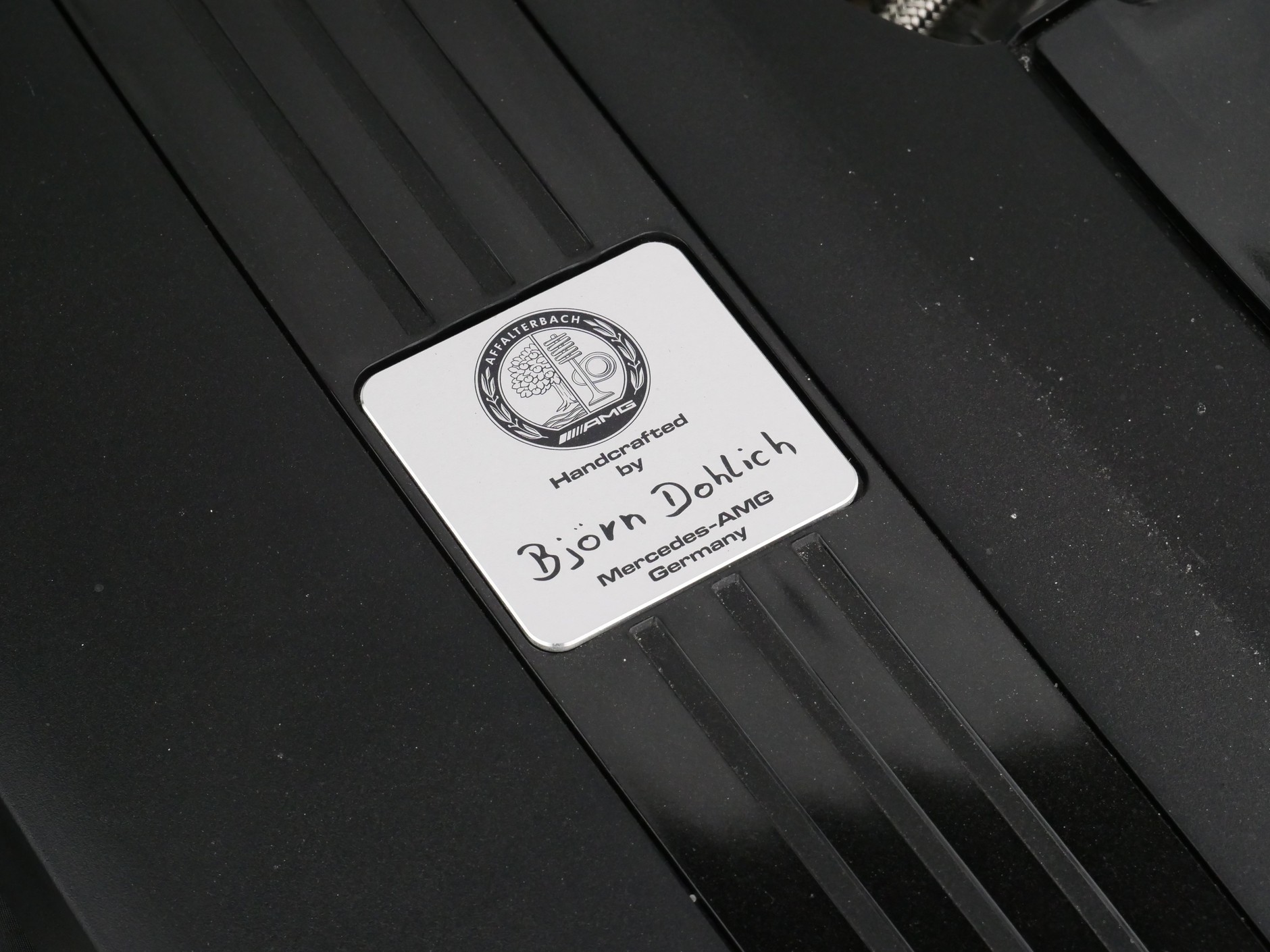 Panie Dohlich, melduję, że złożony przez Pana silnik brzmi pięknie. Może następnym razem sprawdzę, co potrafi. 