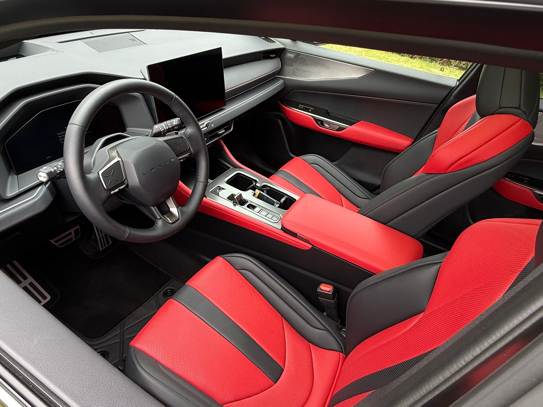 Nowy Lexus NX 2026