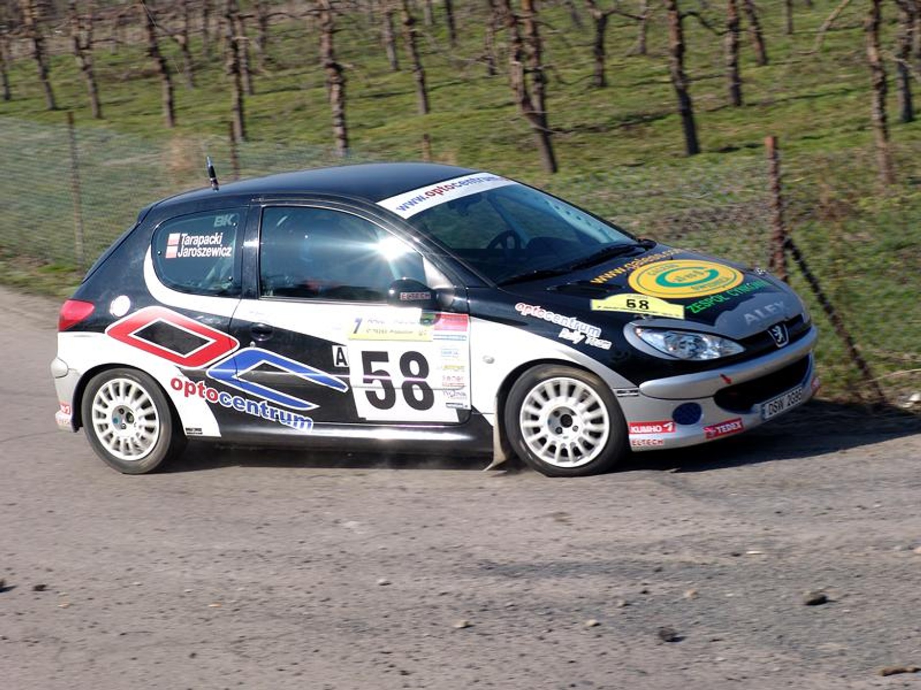 Rajd Mazowiecki 2007: Maciejewski królem wiosny (fotogaleria)