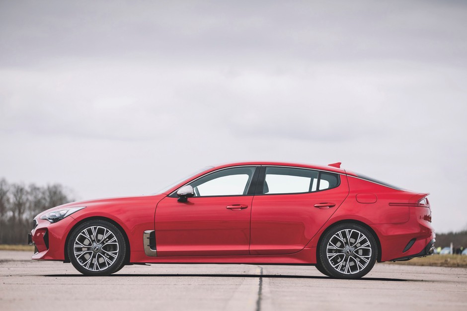 Atak na klasę premium - Audi A5, BMW serii 4 i Kia Stinger