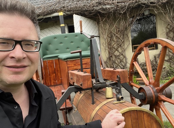 Pierwsze auto osobowe w historii zbudował Polak. Obejrzałem replikę machiny sprzed ponad 200 lat