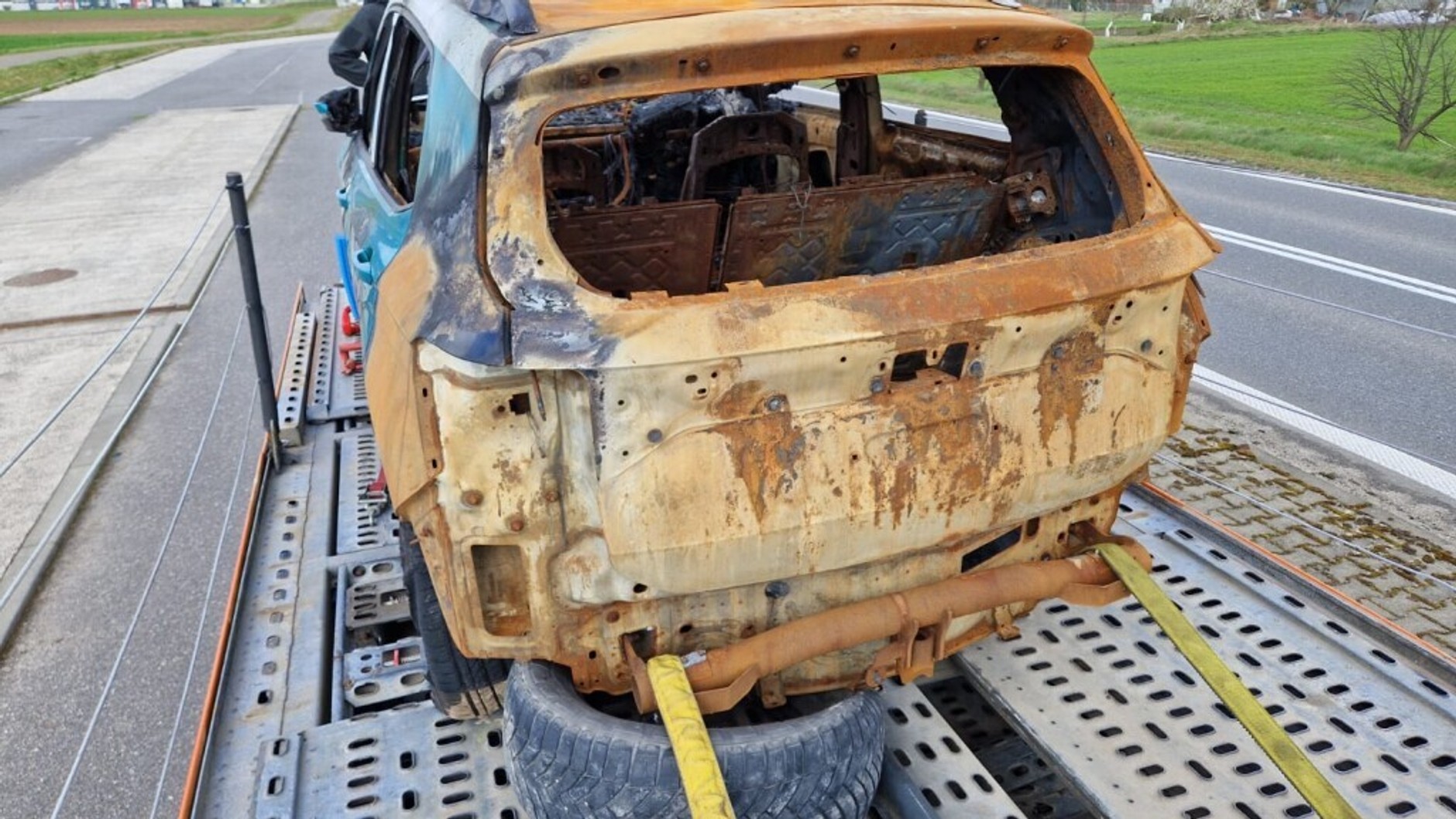 Nieprawidłowy przewóz spalonego pojazdu