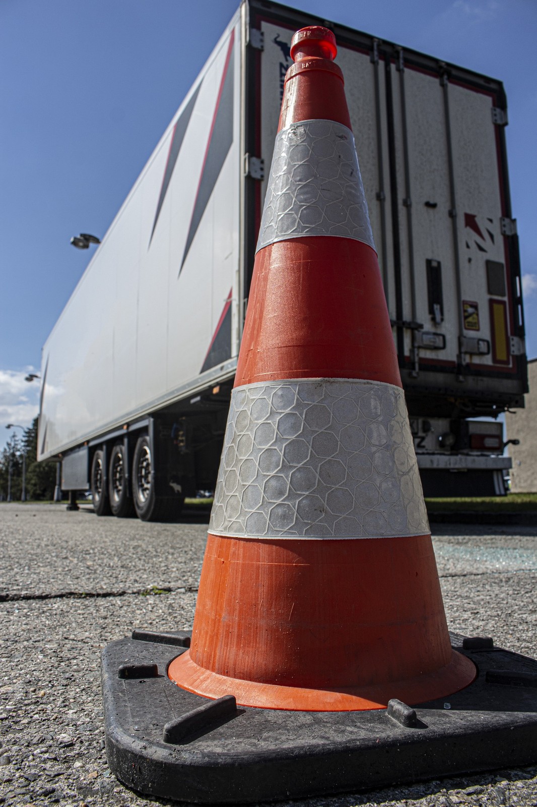 Przewoził amunicję bez zezwoleń z Włoch do Estonii. Wpadł w Czechach