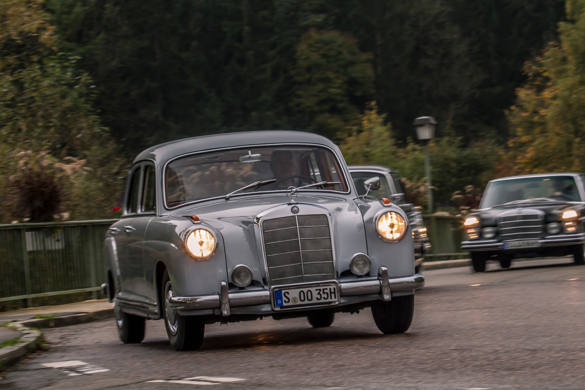 Mercedes-Benz 220 "Ponton"