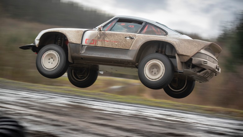 Porsche 911 ACS by Singer