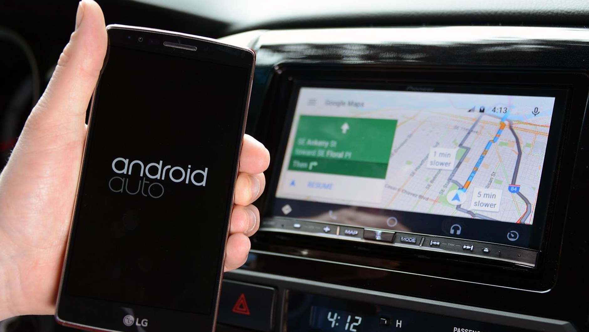 Android Auto z Google Maps