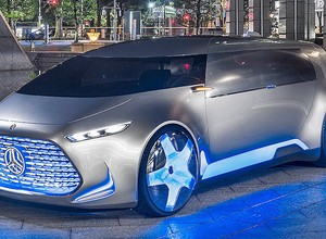 Mercedes Vision Tokio: autonomiczny pojazd na salonie