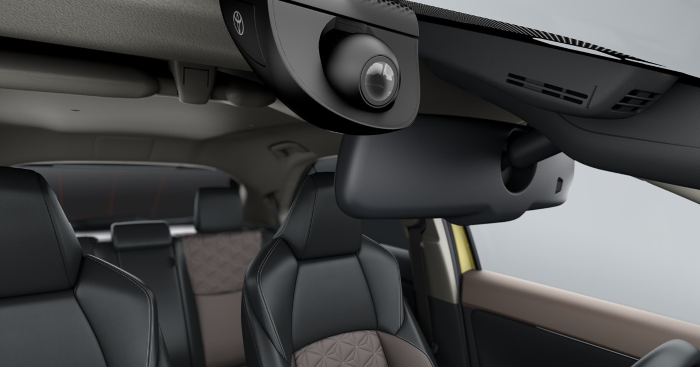 Klienci zainteresowani Toyotą Yaris Cross mogą teraz wyposażyć swój egzemplarz w przedni wideorejestrator