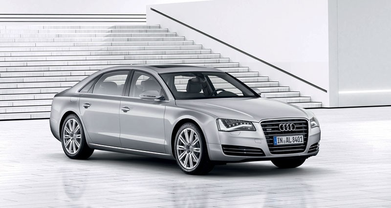 Pekin 2010: Audi A8 L W12 quattro – 500 KM i większy komfort dla Chińczyków