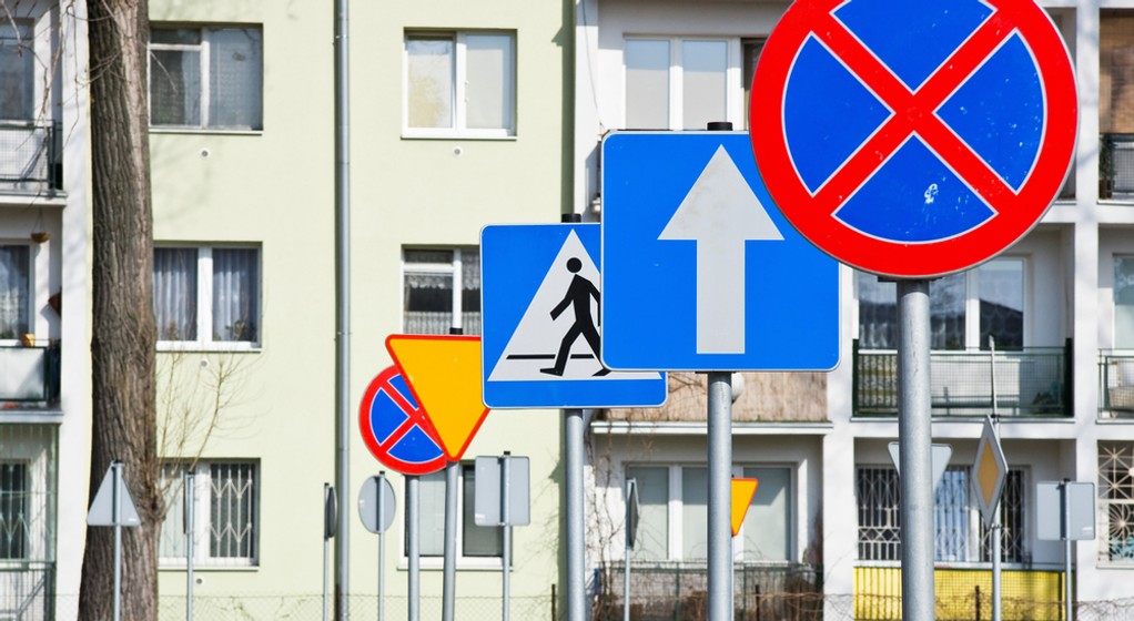 Quiz ze znaków drogowych. Tylko naprawdę dobry kierowca zdobędzie 17/17