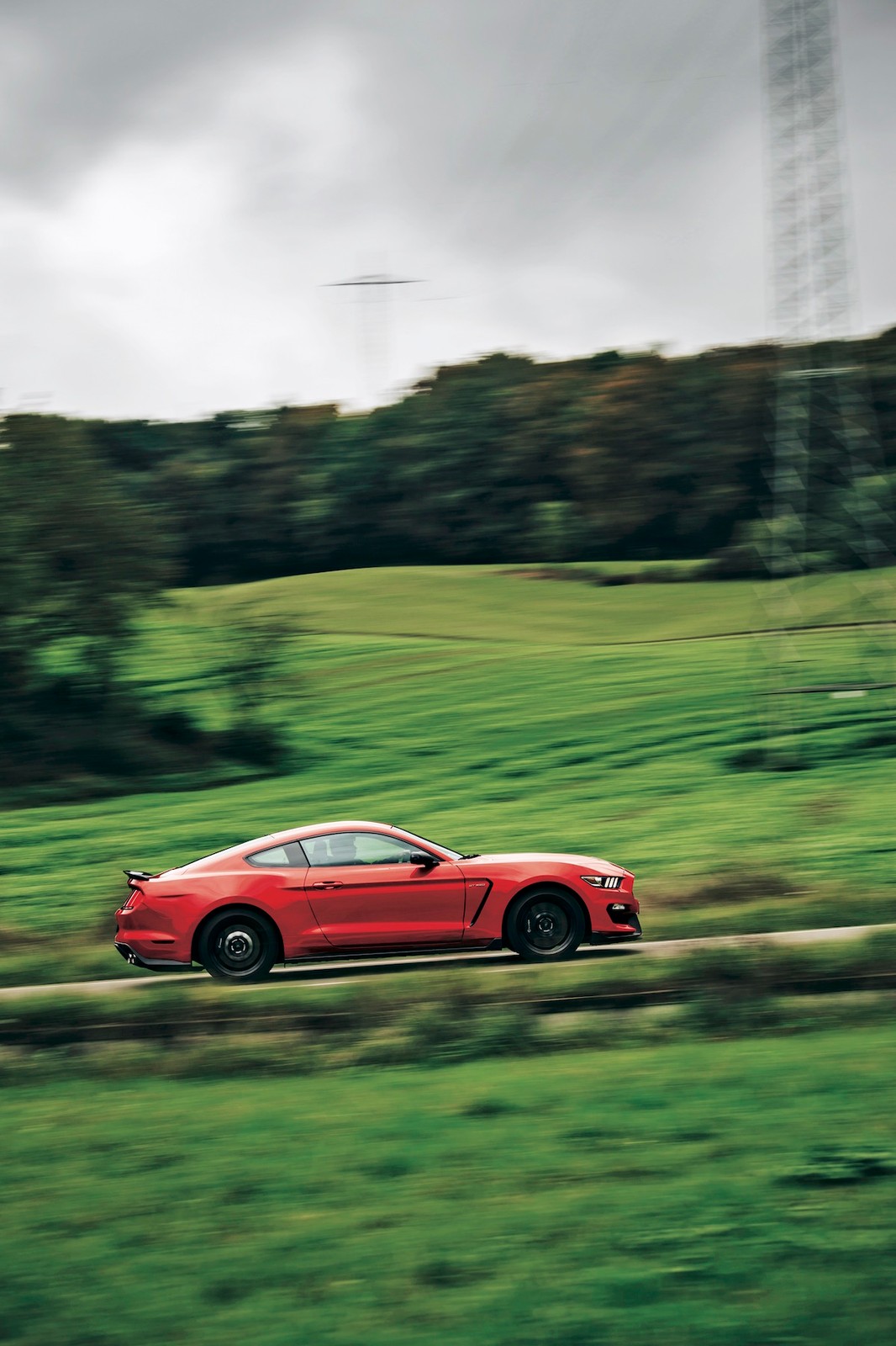 Porsche 911 R, Morgan 3 Wheeler i Ford Mustang Shelby GT350
