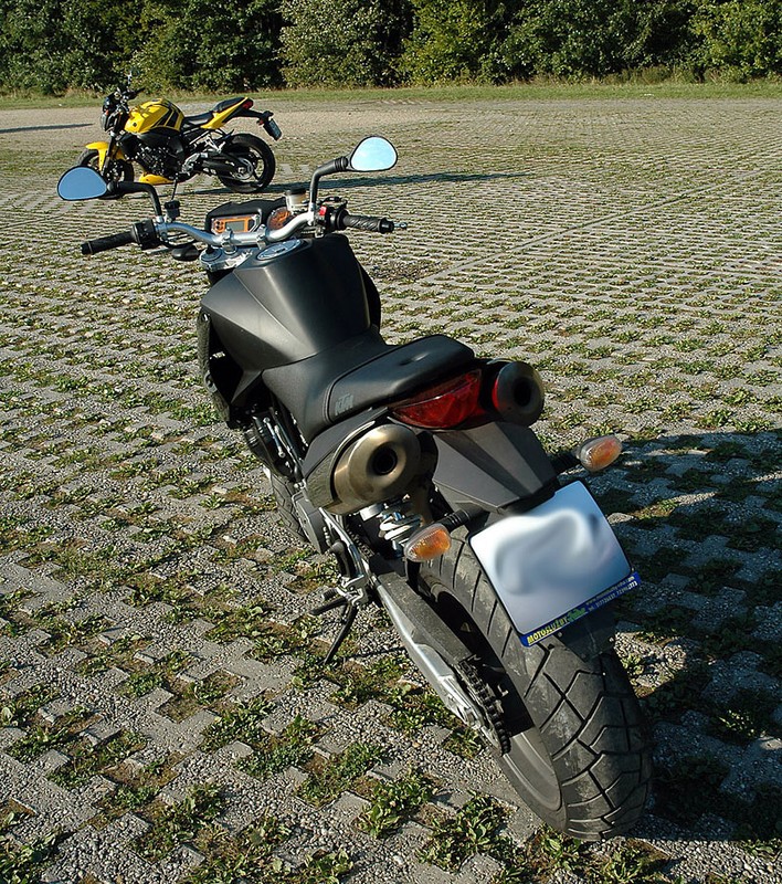 KTM 990 SuperDuke vs. Yamaha FZ1 (test porównawczy)