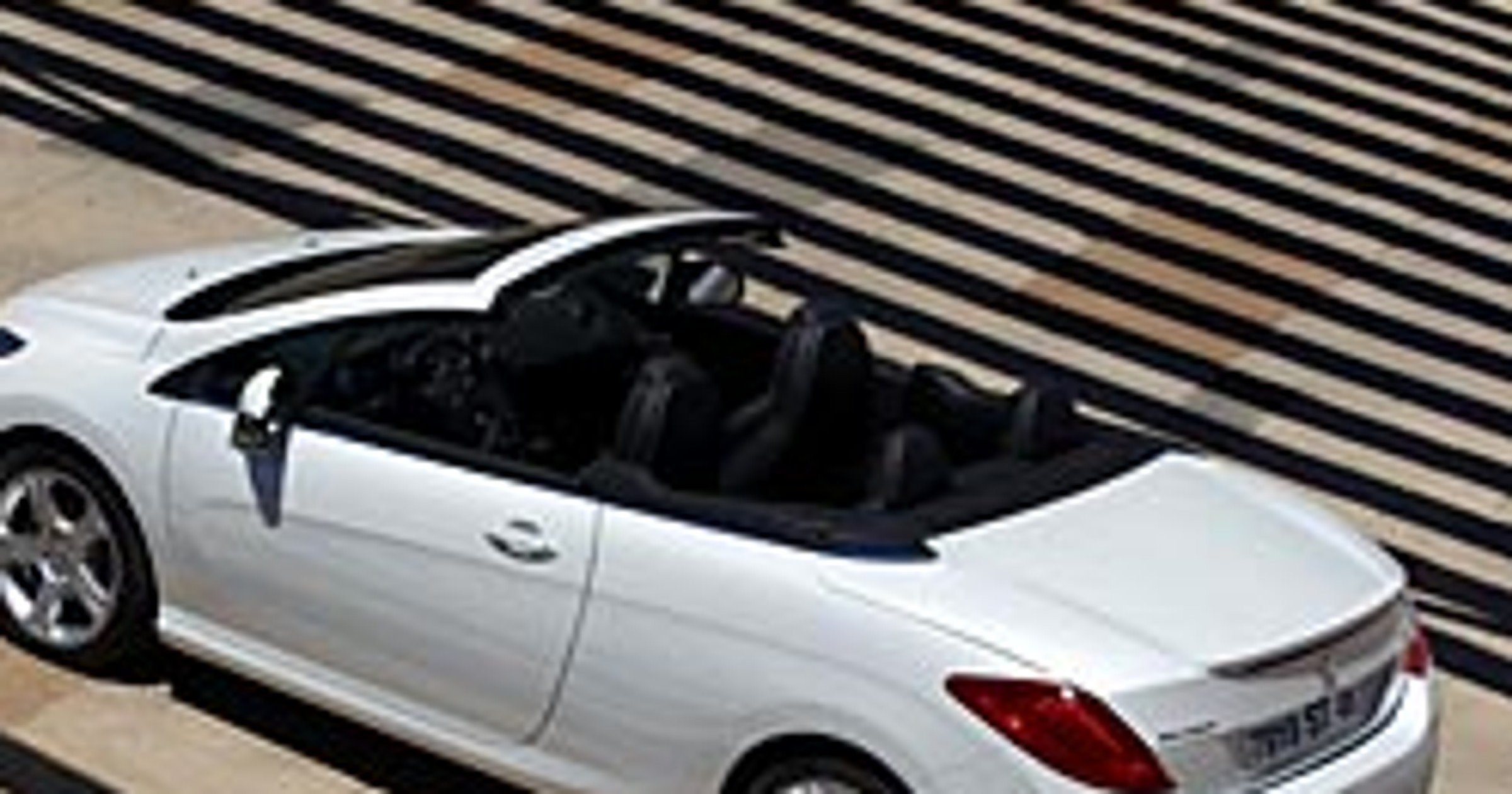 Peugeot 308 CC – pierwsze zdjęcia i informacje