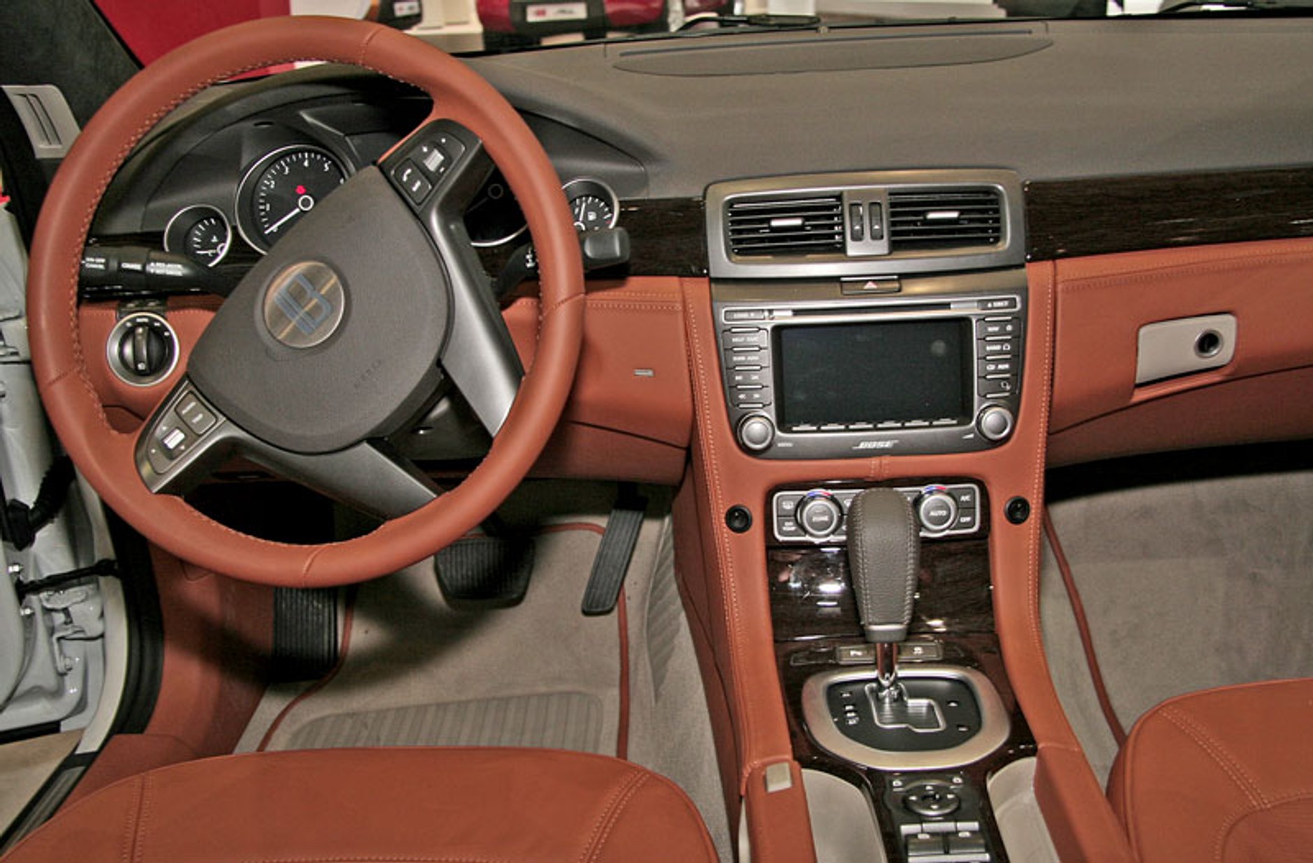 Genewa 2009: Bitter Vero Sport – konkurent BMW M5 z silnikiem z Corvette