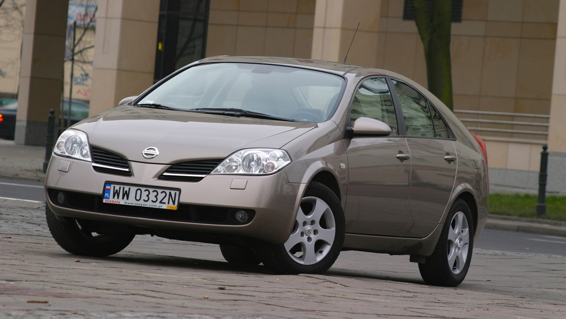 Nissan Primera (P12)